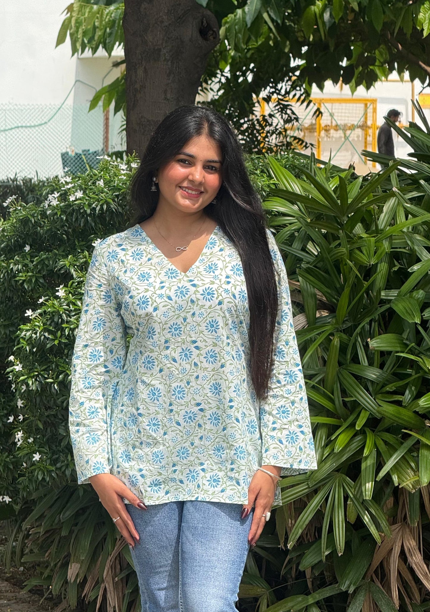 Aarvi